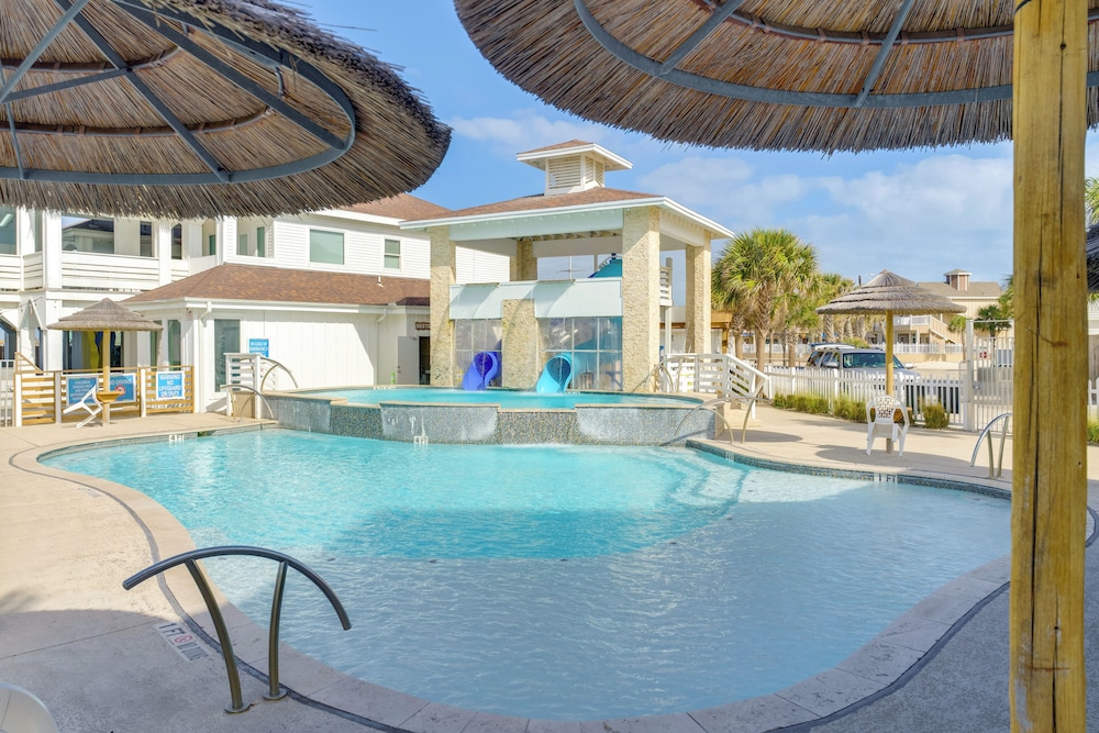 Walk to Whitecap Beach: Corpus Christi Retreat