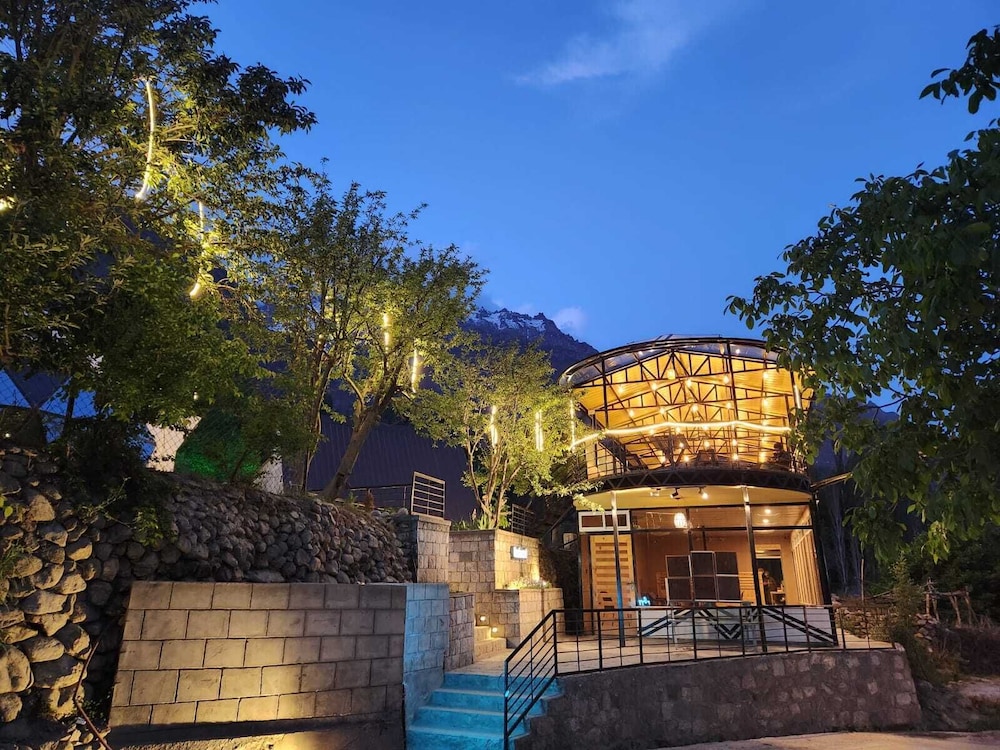 Hunza Glamping Resort