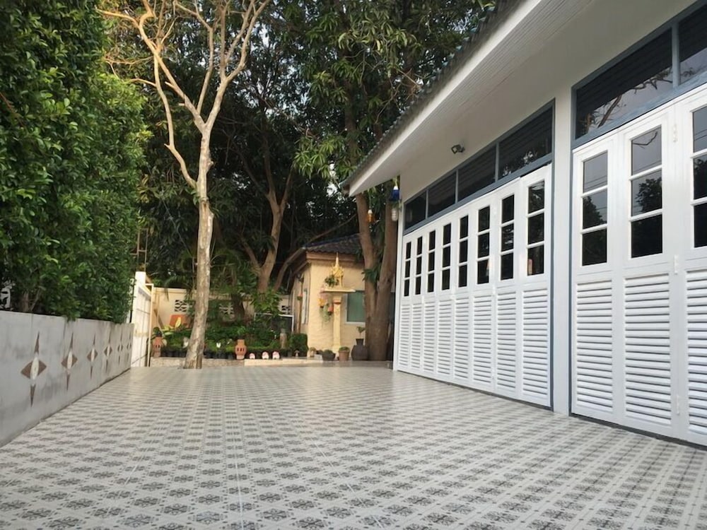 Baan Suksabai Hua Hin