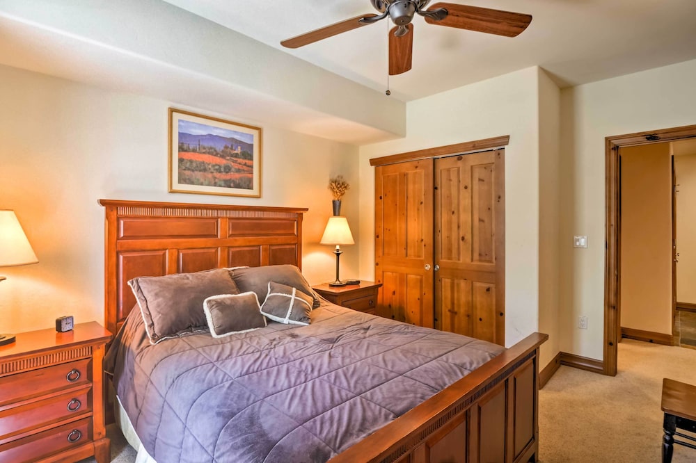 4 Mi to Ski: Summit County Condo w/ Resort Perks view 3
