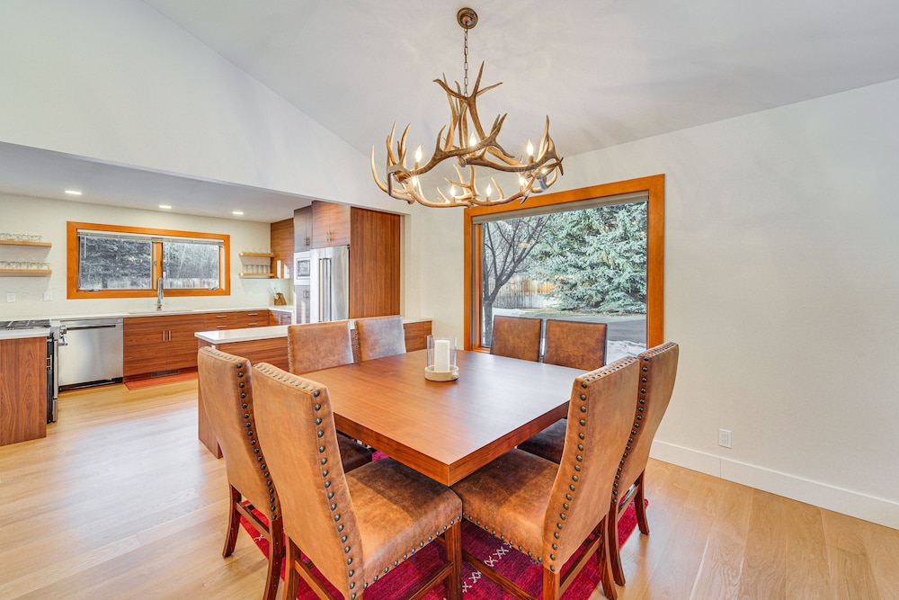 Ketchum Vacations - Bright Ketchum Retreat w/ Views  Private Hot Tub! - Property Image 5