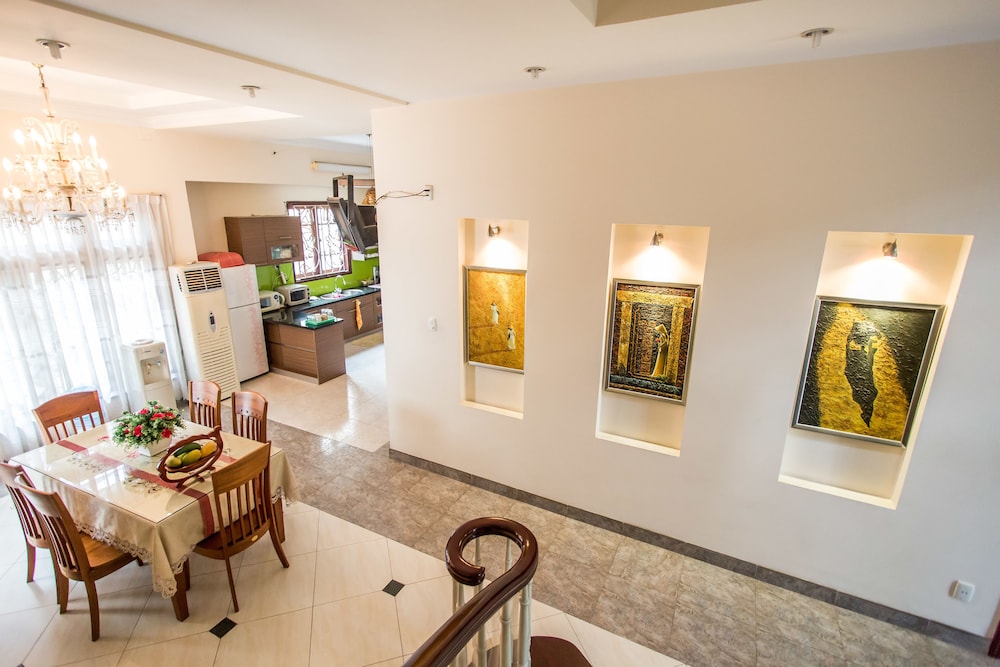 MH Villa
