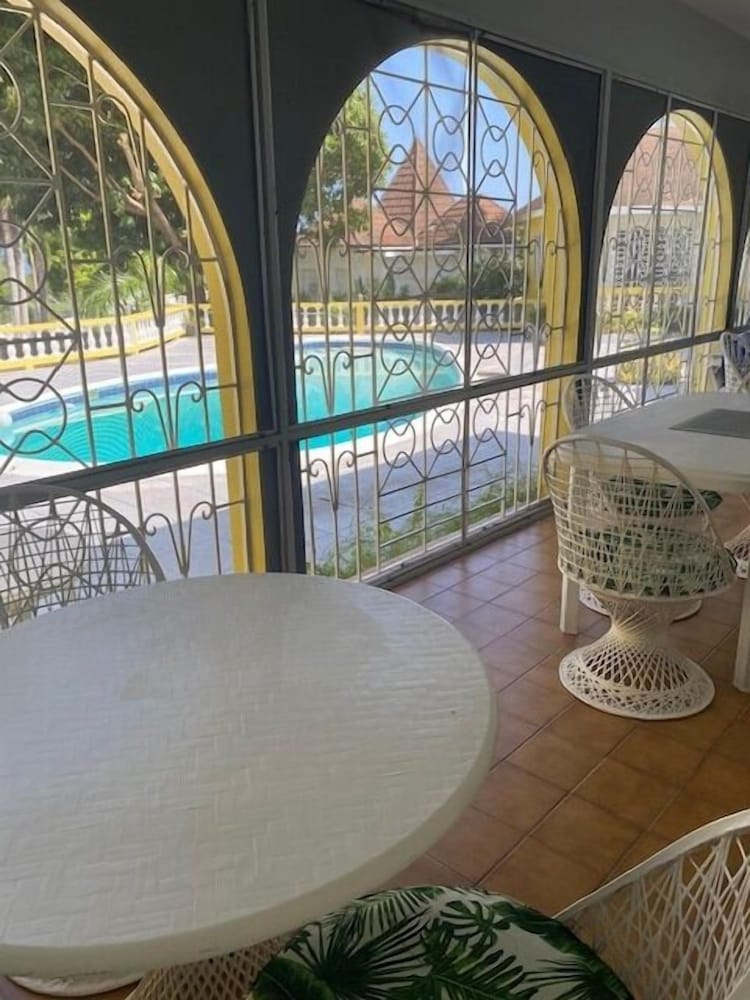 Ironshore Sugarmill Villa W Private Pool 6 Bedroom Villa