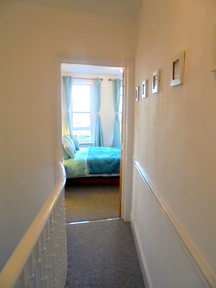 Seaview Cottage