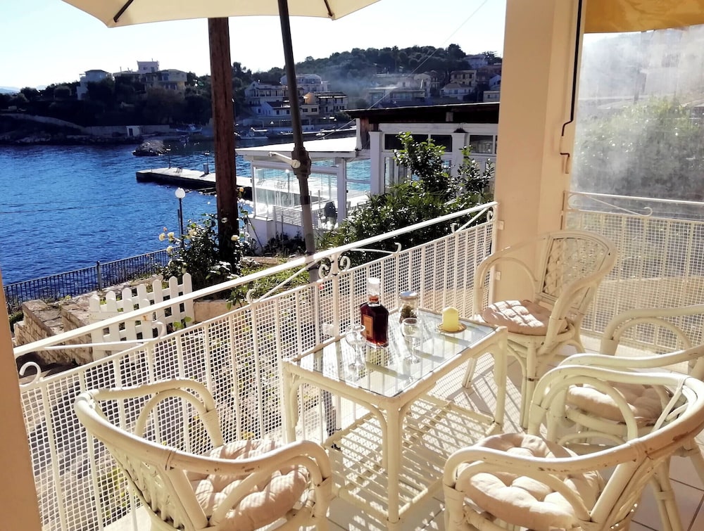 Sea Rose Apartment
