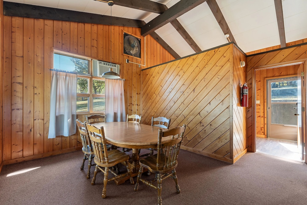 YMCA Trout Lodge
