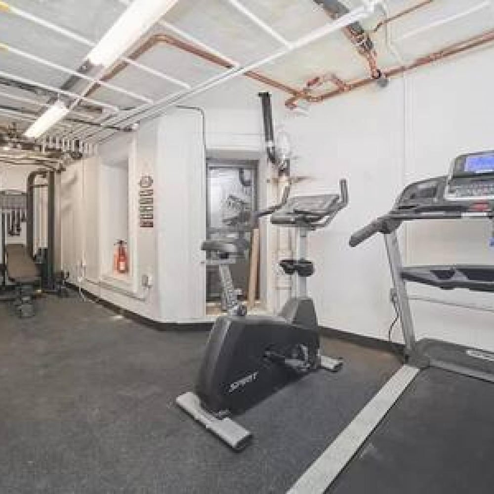 91-2a Stylish 3BR 2bth With W D