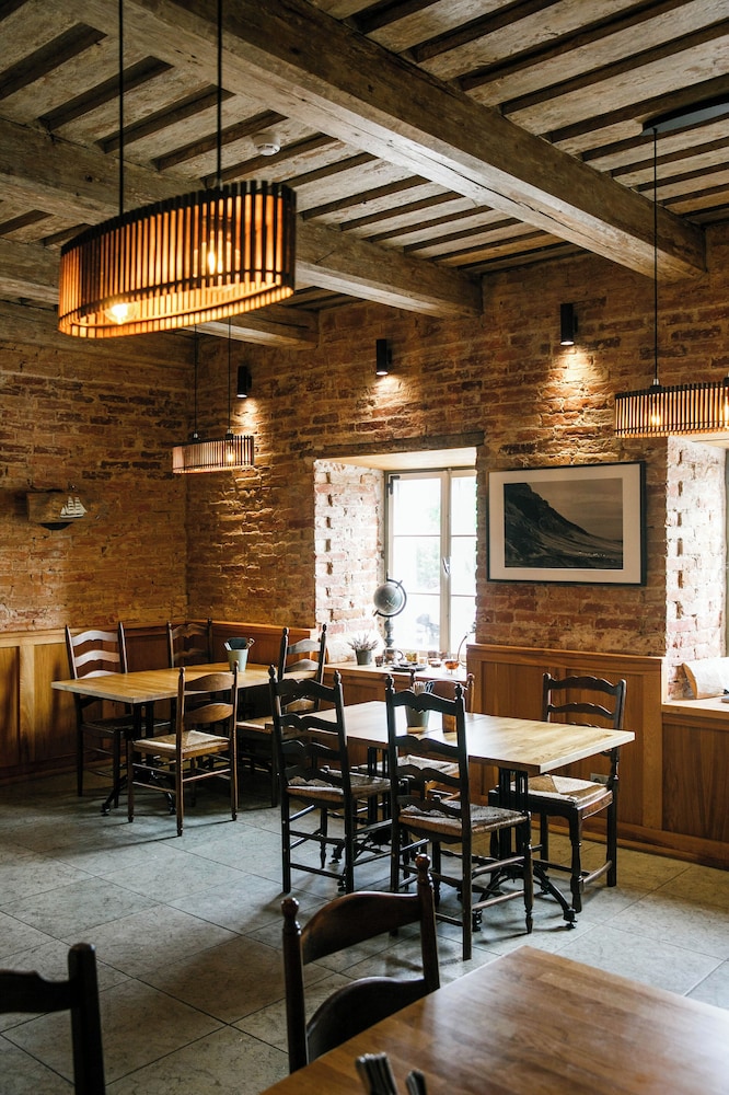Ungru Guesthouse and Restaurant