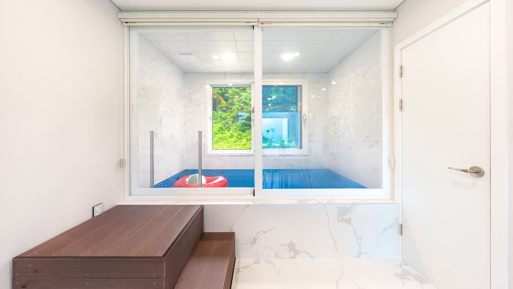 Gapyeong Staysumok Pool Villa Pension, 가평군 - 12