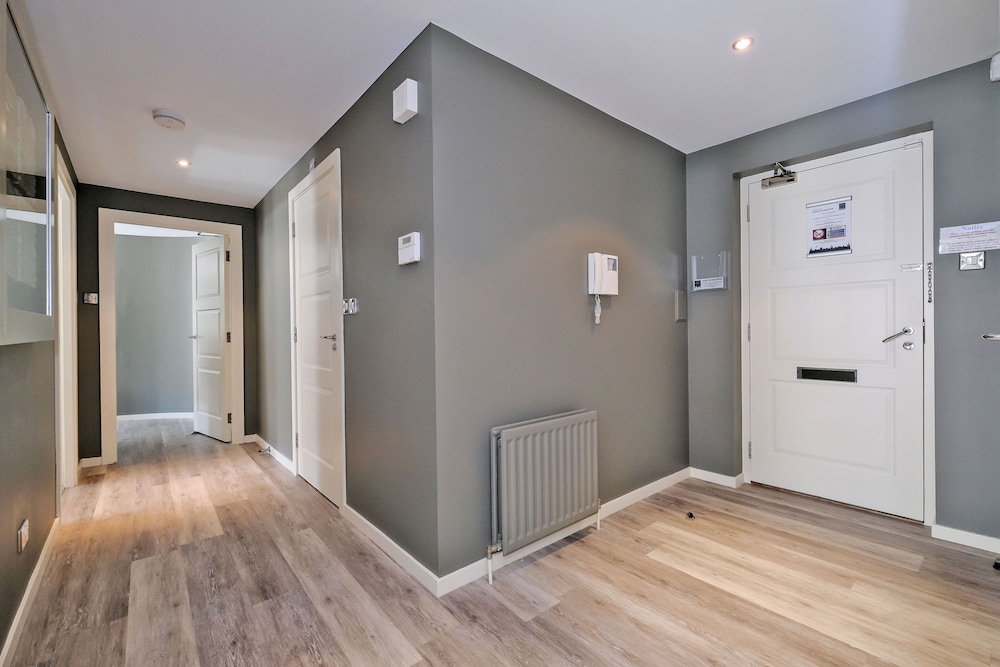 Executive three Bedroom Apartment in Aberdeens West End