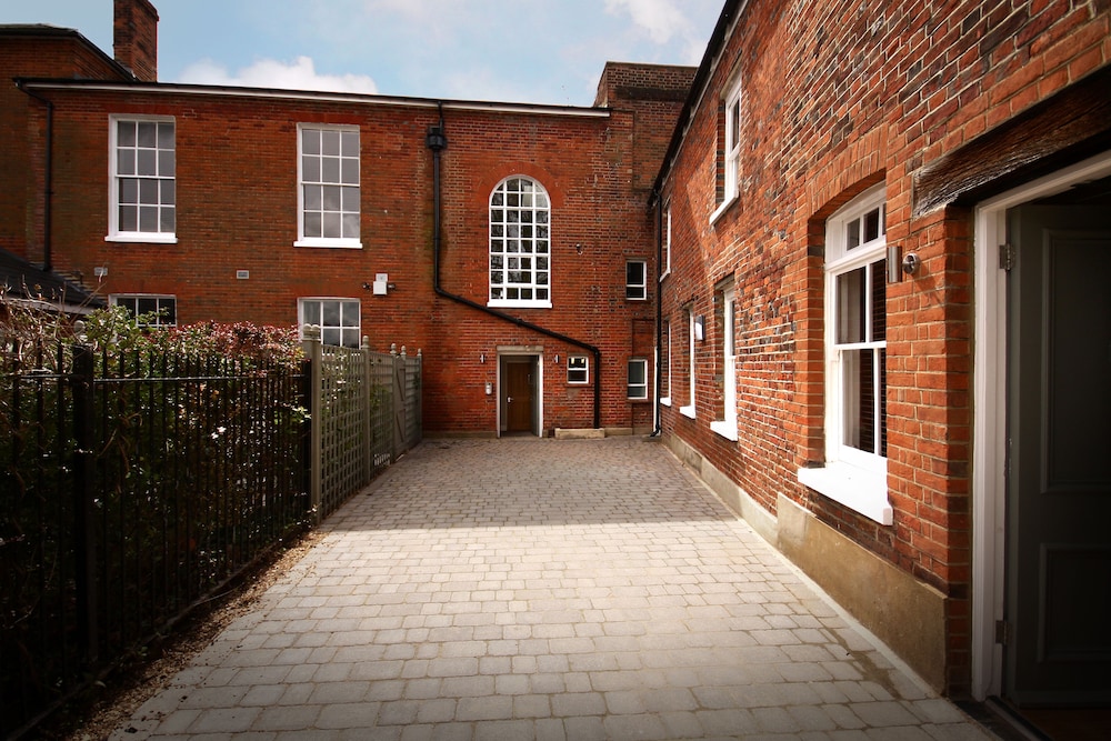 Berkshire Rooms - Wokingham