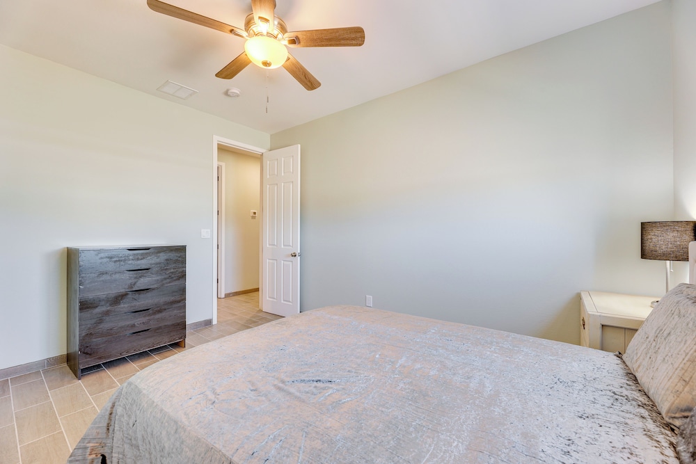 Mtn Views: Spacious Family Home in Casa Grande!