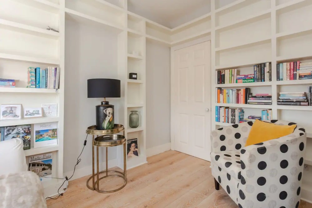 Charming 1 Bedroom Apartment in Vibrant East Dulwich