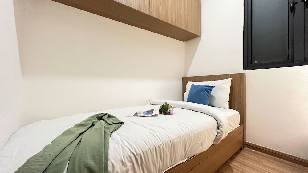 Spacious And Stylish 3Br At Sky House Bsd Apartment