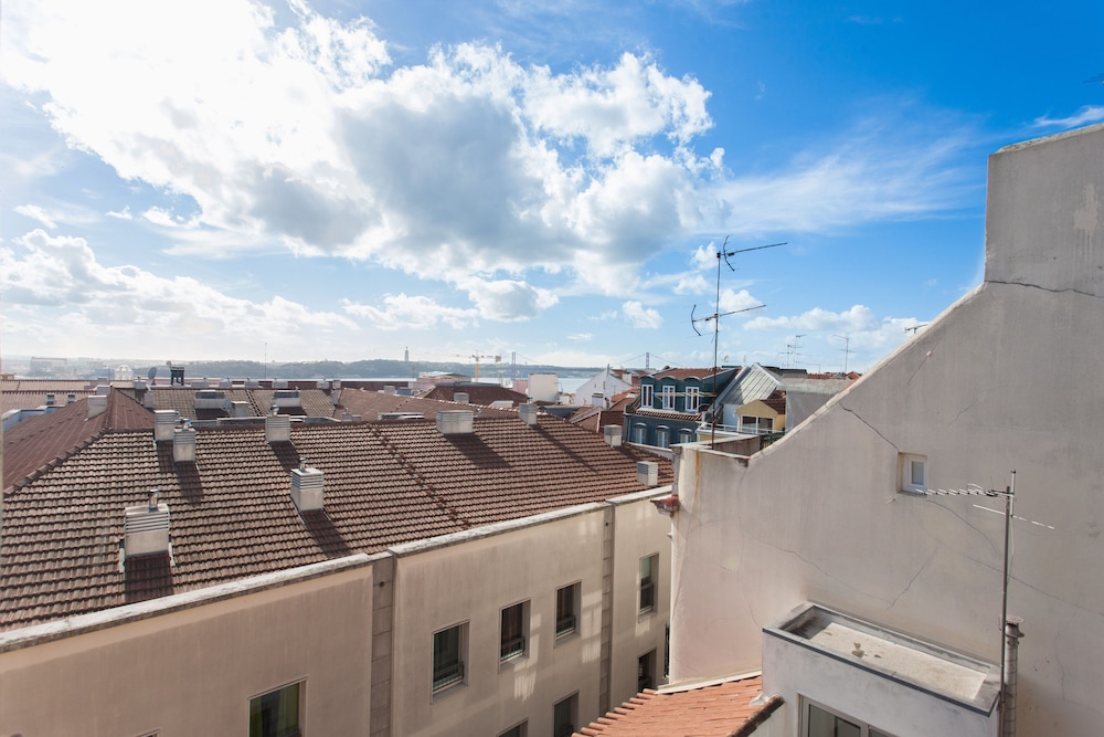 Casa Atalaia by All In Lisbon