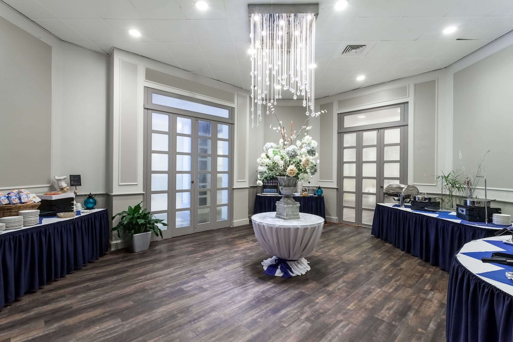 Wyndham Southbury - Property Image 19
