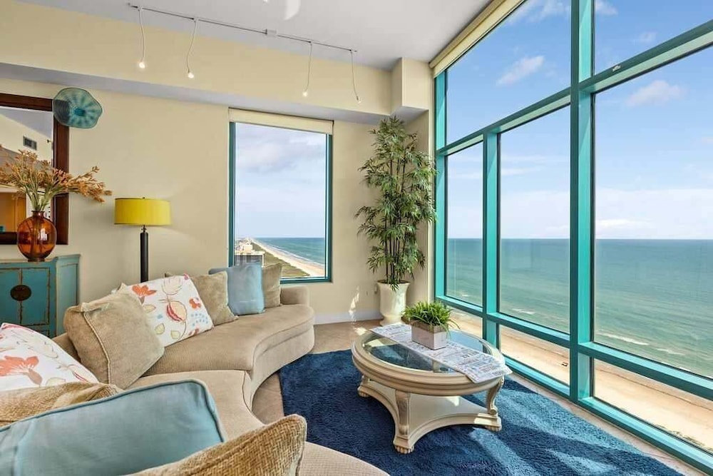 Penthouse Jr Unrivaled Luxury Insane Views 3 Bedroom Apts