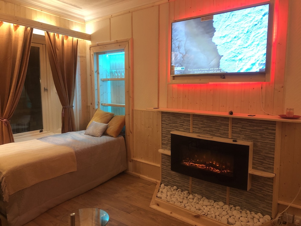 Georges57 2-bed Apartment in Inverness view 2