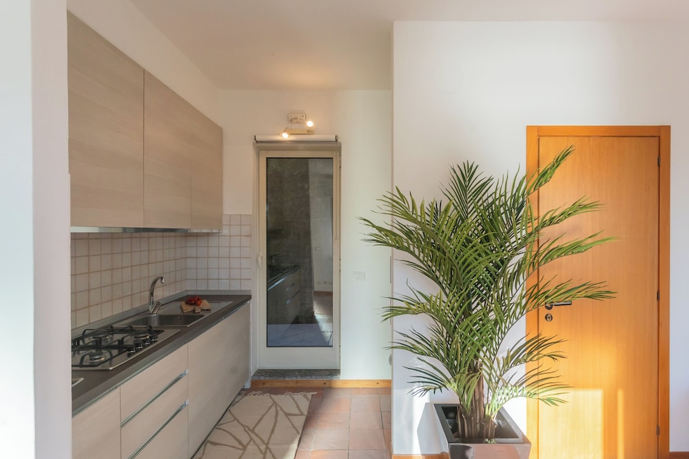 The Secret Lake View by Rent all Como