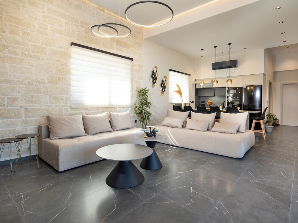 PanStel Luxury Villas - pools & jacuzzi