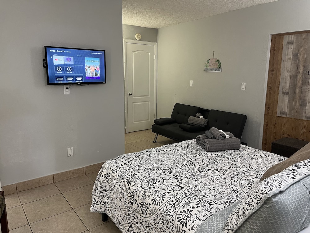 Amazing & cozy Duplex near Zoo Miami