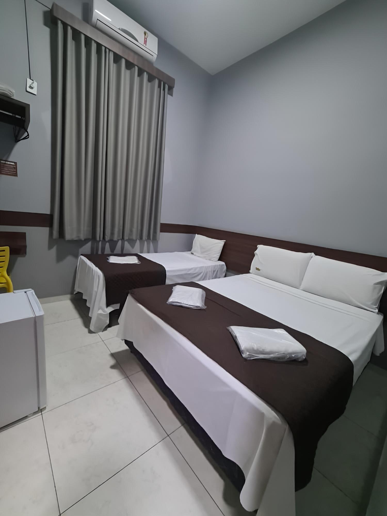Hotel Cerrado view 3