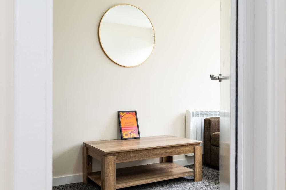 1 Bed-ground Floor-free Parking