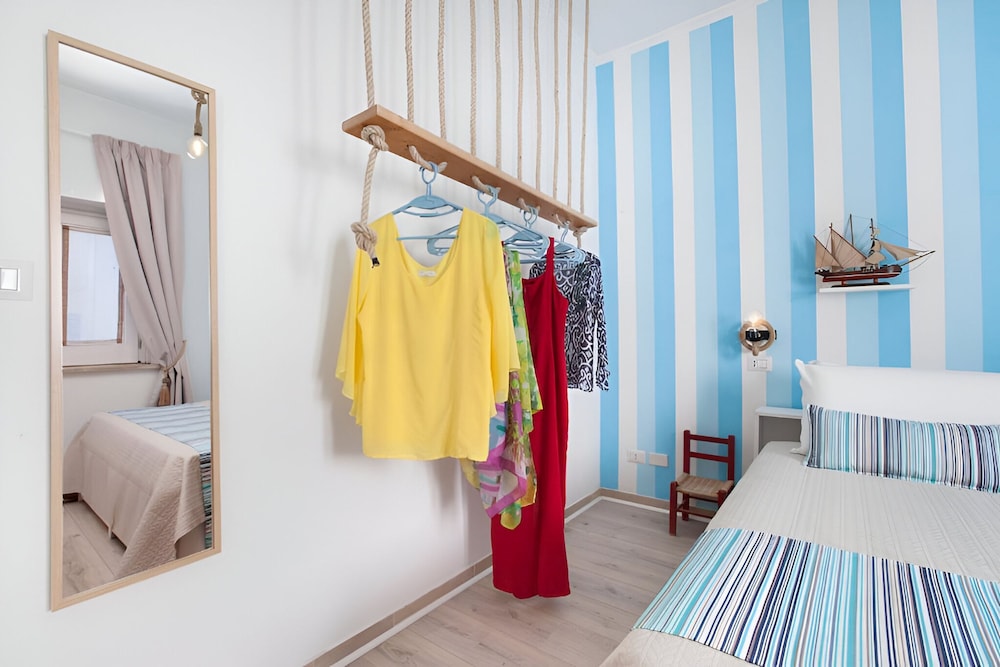 Mar Studio in Meta photo 4