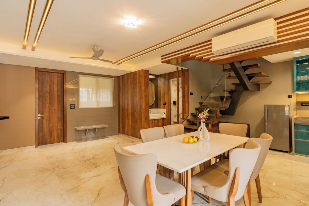 Alaya Stays - Imperial Calista 4BHK near Khandala Hills