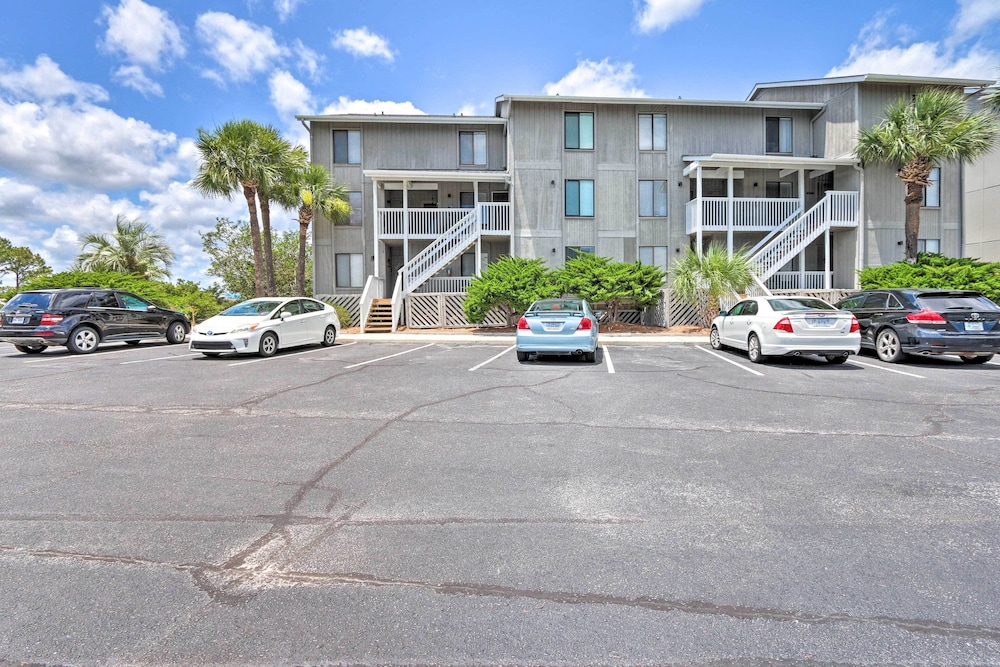 Relaxing Harbor Island Condo: Walk to the Beach! view 2