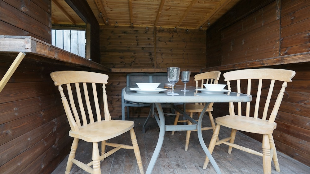 Jura @ Westcote Glamping view 5