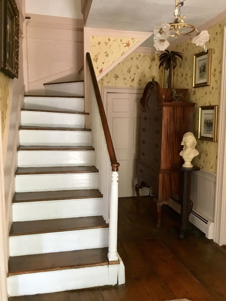 Governor's Bed and Breakfast