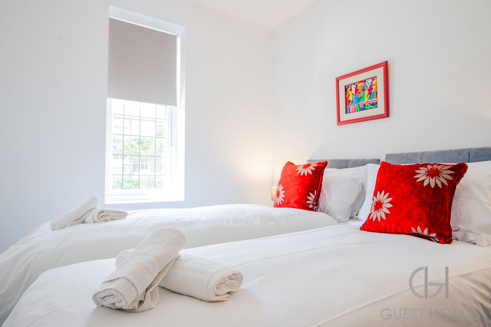 Host Stay Croydon Road Dwelling
