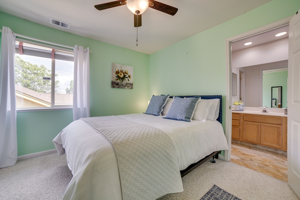 Reno Vacations - Spacious Reno Home w/ Deck 1 Mi to Downtown! - Property Image 36