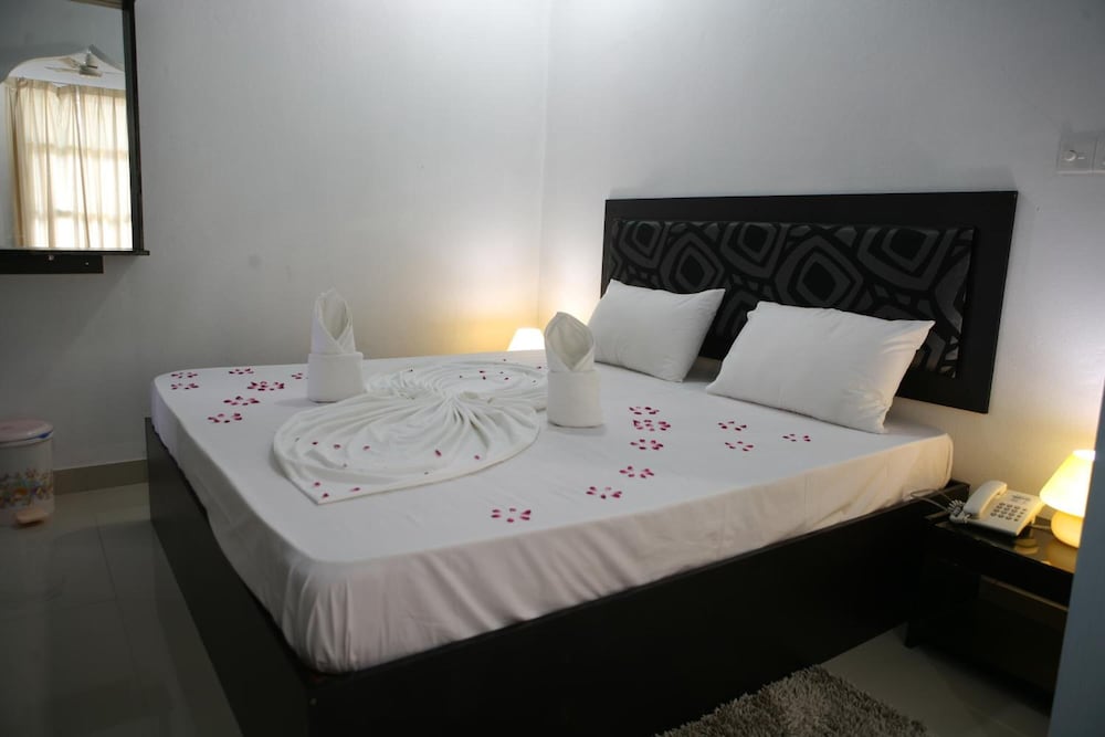 Azoush Tourist Guesthouse
