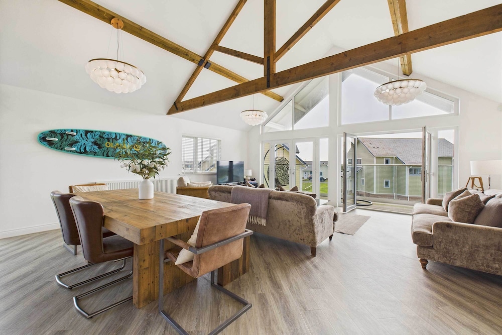 Host Stay Bay View Lodge