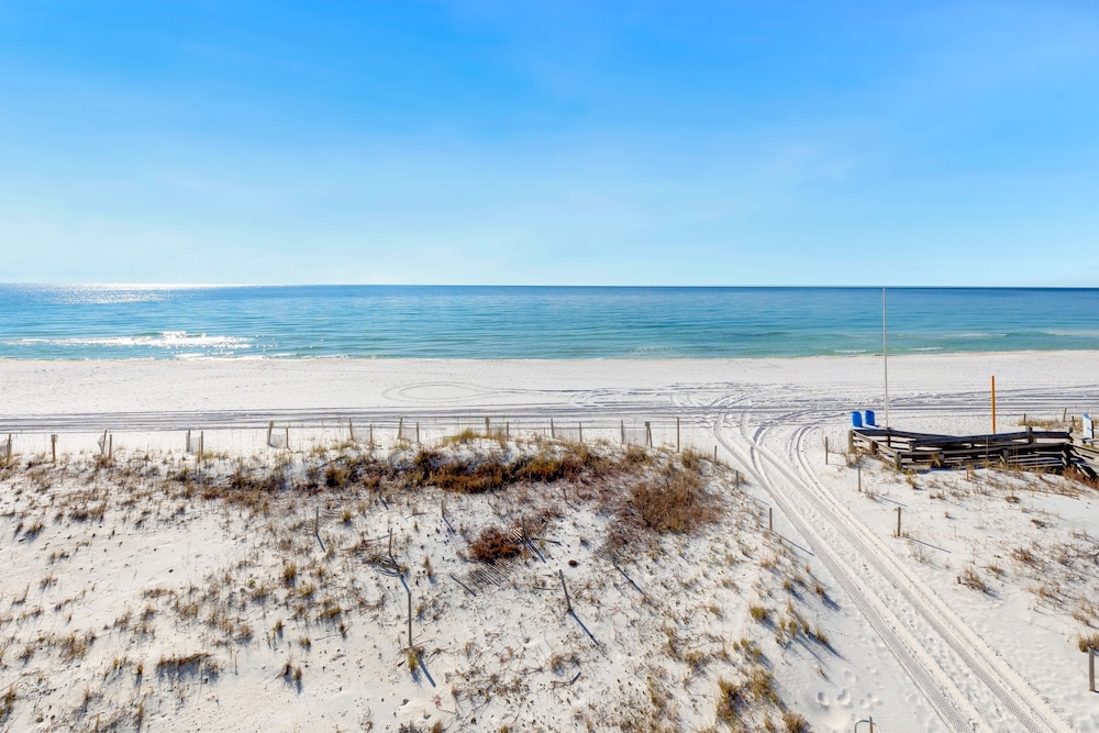 Islander Beach Resort 404 Condo