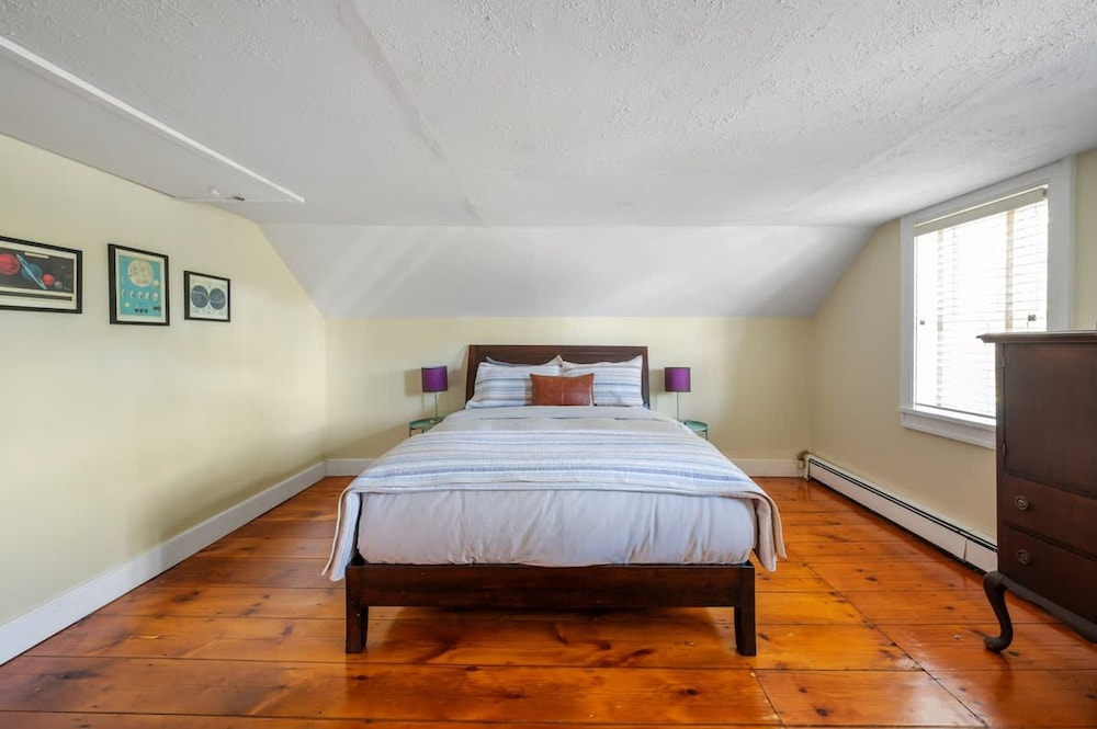 Perfect Upstate Home in Rhinebeck w low Fees