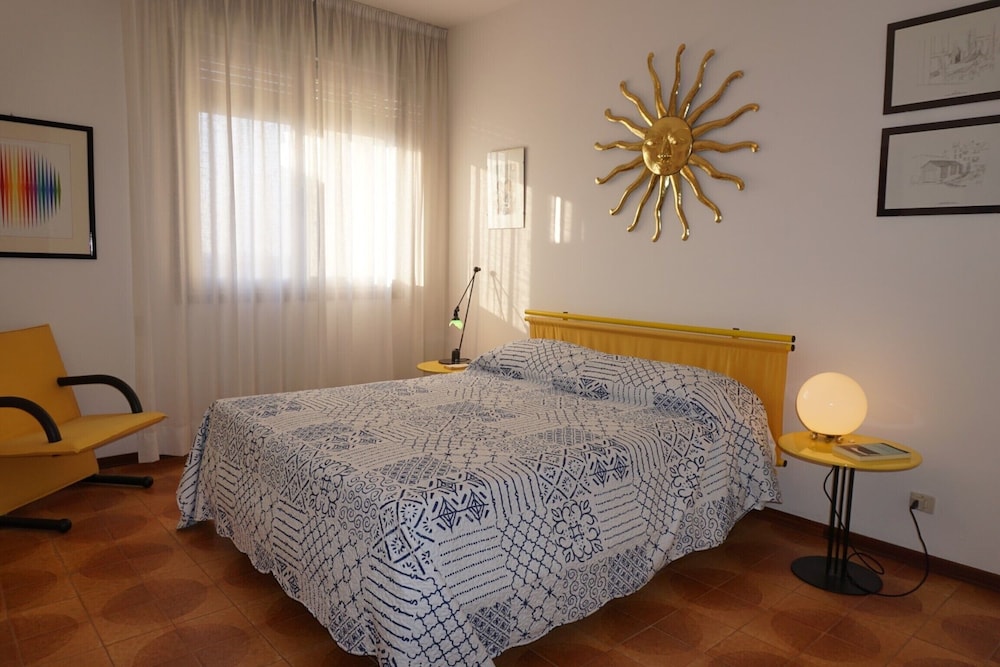 Great Flat With Shared Pool for six Guests-beahost view 2
