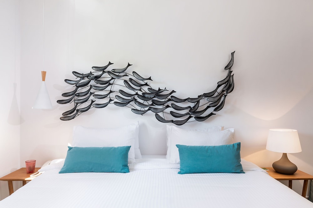 Avra Apartments Venetian Harbour