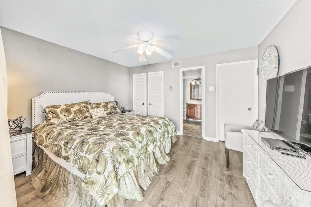 Compass Point Condos