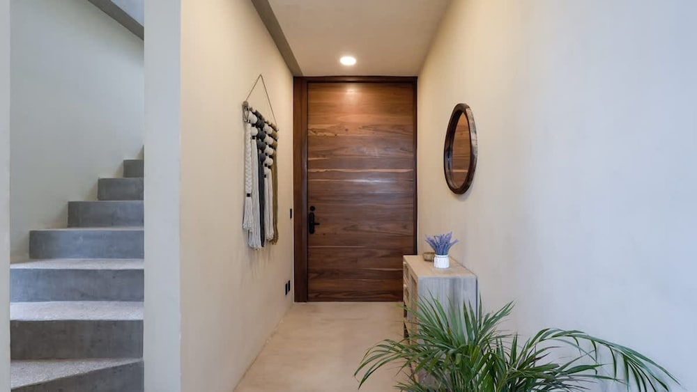 Luxury Penthouse w Private Pool Stunning Views