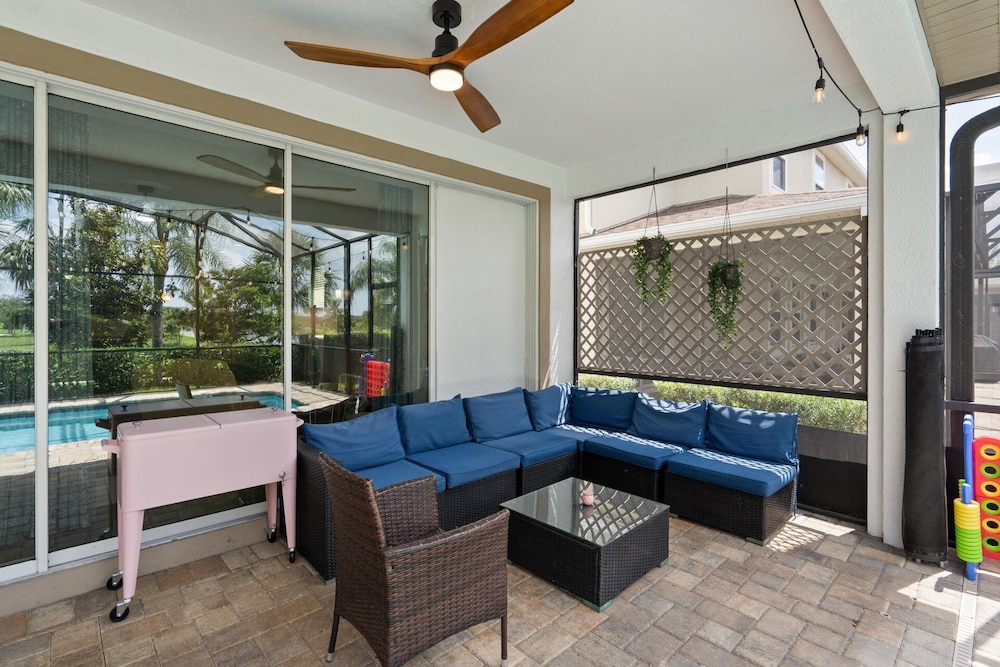 9001 Sunshine Ridge Loop