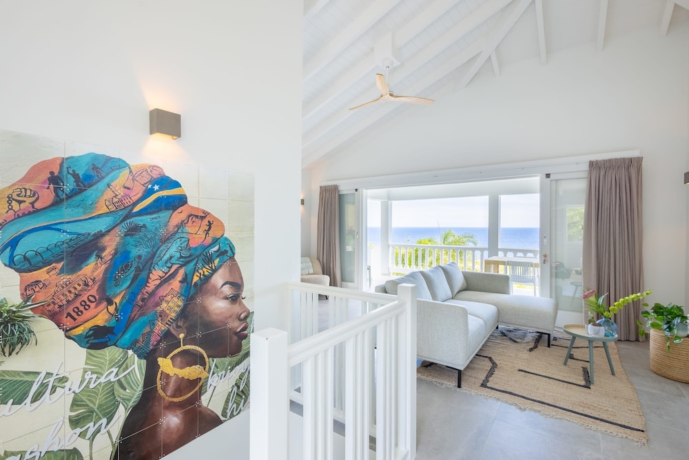 Caribbean Delight Villa With Stunning Pool View