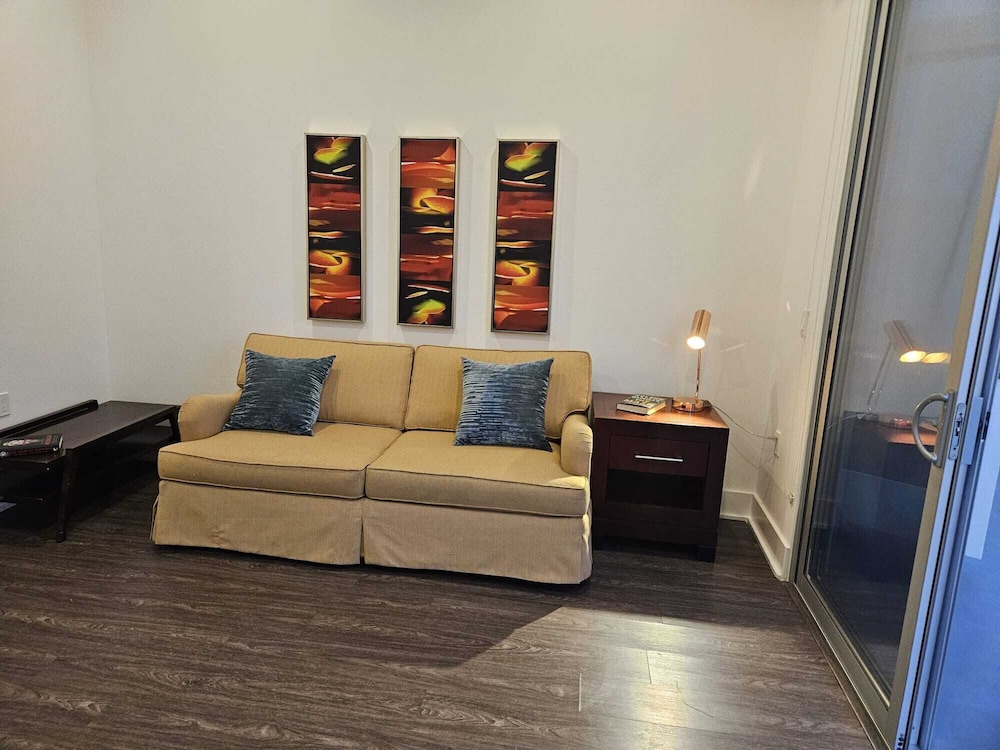 Venice Beach luxury Apartments