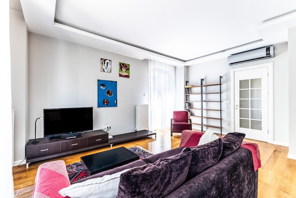 Chic Residence 5 min to Bagdat Ave in Kadikoy