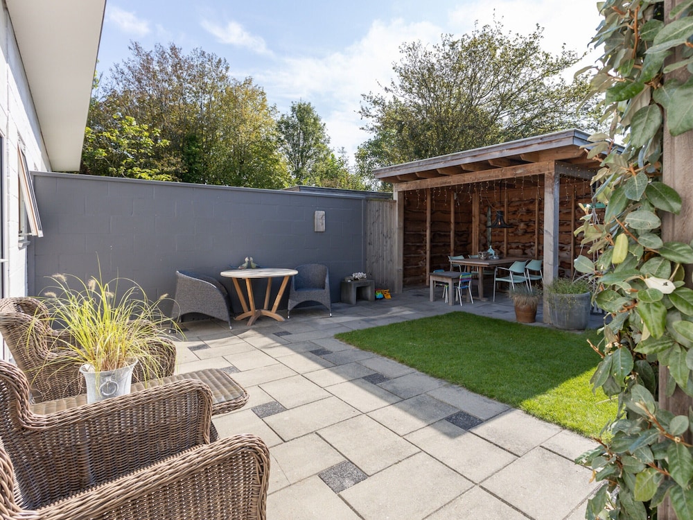 Holiday Home Near Beach With Garden