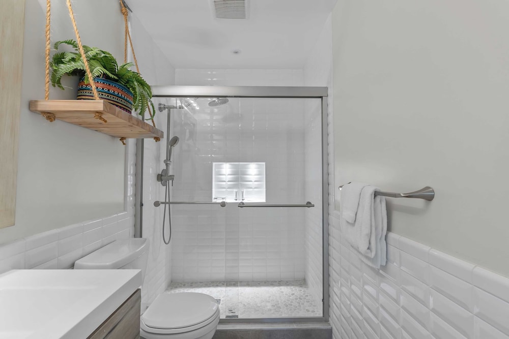 El Camino Surfhouse A by Avantstay Surfside Escape, Walk to Trestles Beach