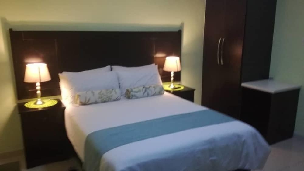 Arianna Guest house