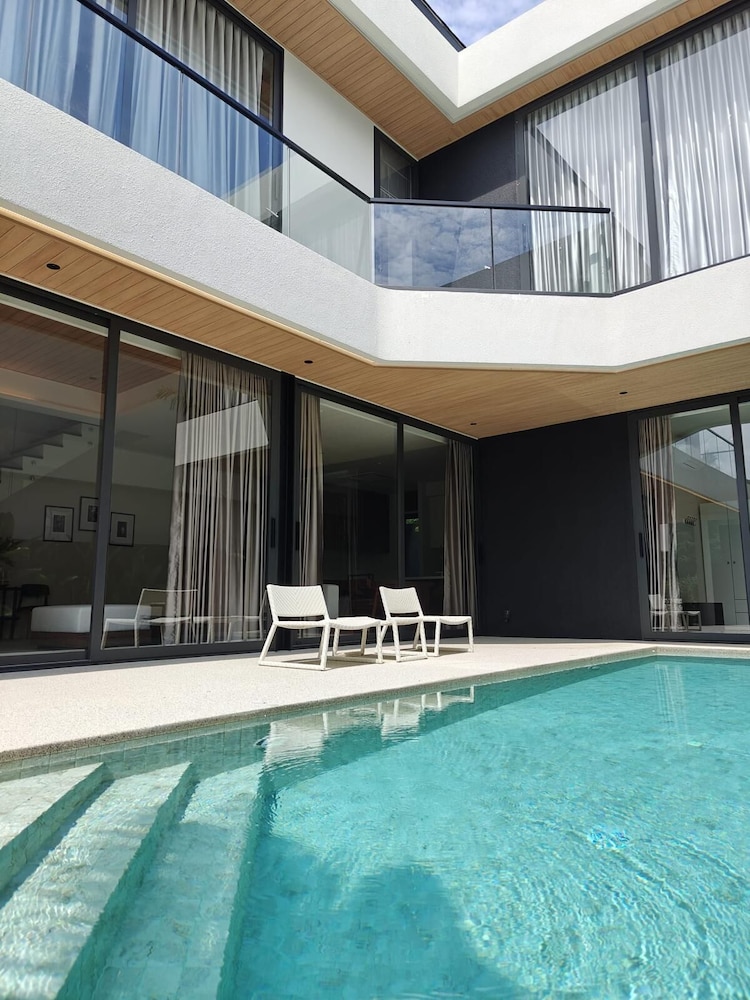 Aileen Layan Villa 2 Private Pool 4bedroom